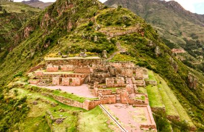 Pisac: Fortaleza entre as montanhas do Vale Sagrado