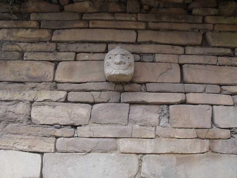 Cabeça Clava de Chavin de Huantar
