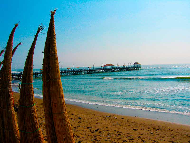 O que fazer em Trujillo Perú - Cavalinhos de totora em Huanchaco