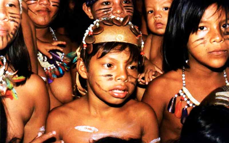 O que fazer em Iquitos - meninos dos povos da Selva Peruana