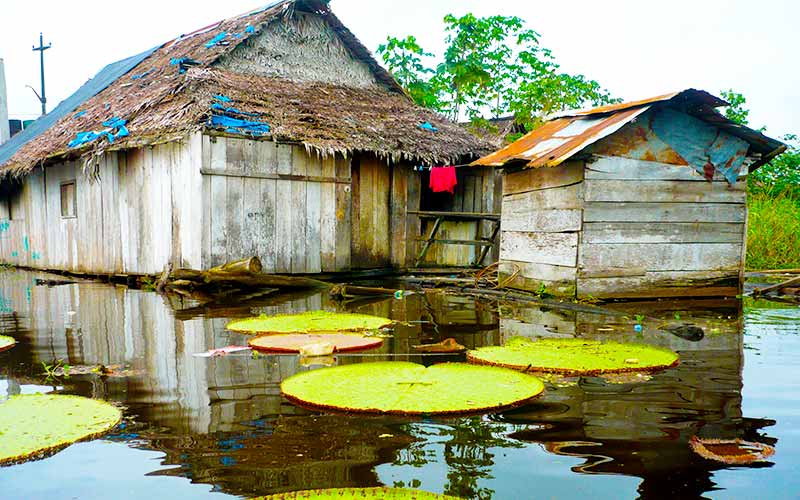 O que fazer em Iquitos - Bairro de Belen no Rio Amazonas