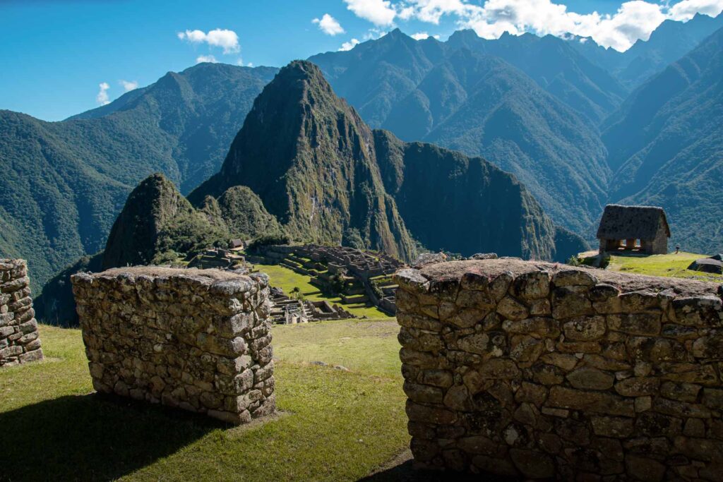 Pacote Exclusivo Cusco Vale Sagrado Machu Picchu Lago Humantay Montanha 7 Cores 7 Dias